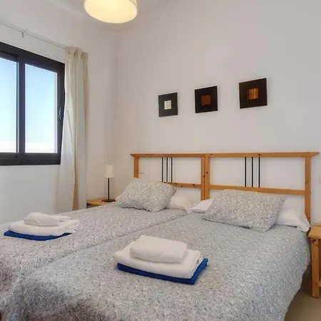 Villa Playa Blanca Sleeps 6 Pool Air Con Wifi *